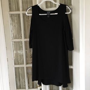 CLARA SUN WOO Cold Shoulder Tunic Top –S